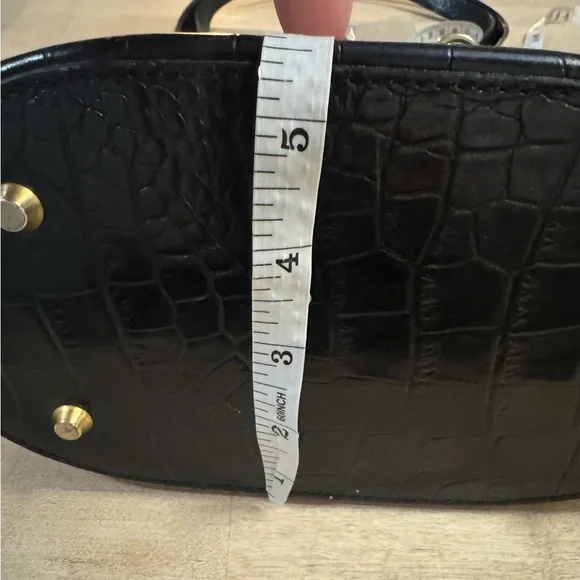 Saks Fifth Avenue Black Croc-Embossed top grain calf leather Crossbody Bag - Picture 12 of 14
